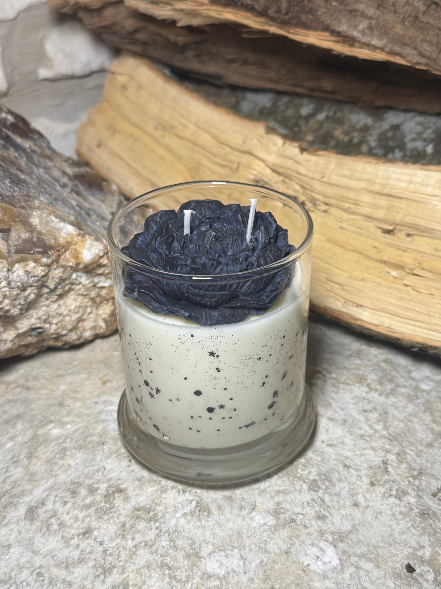 Black rose candle