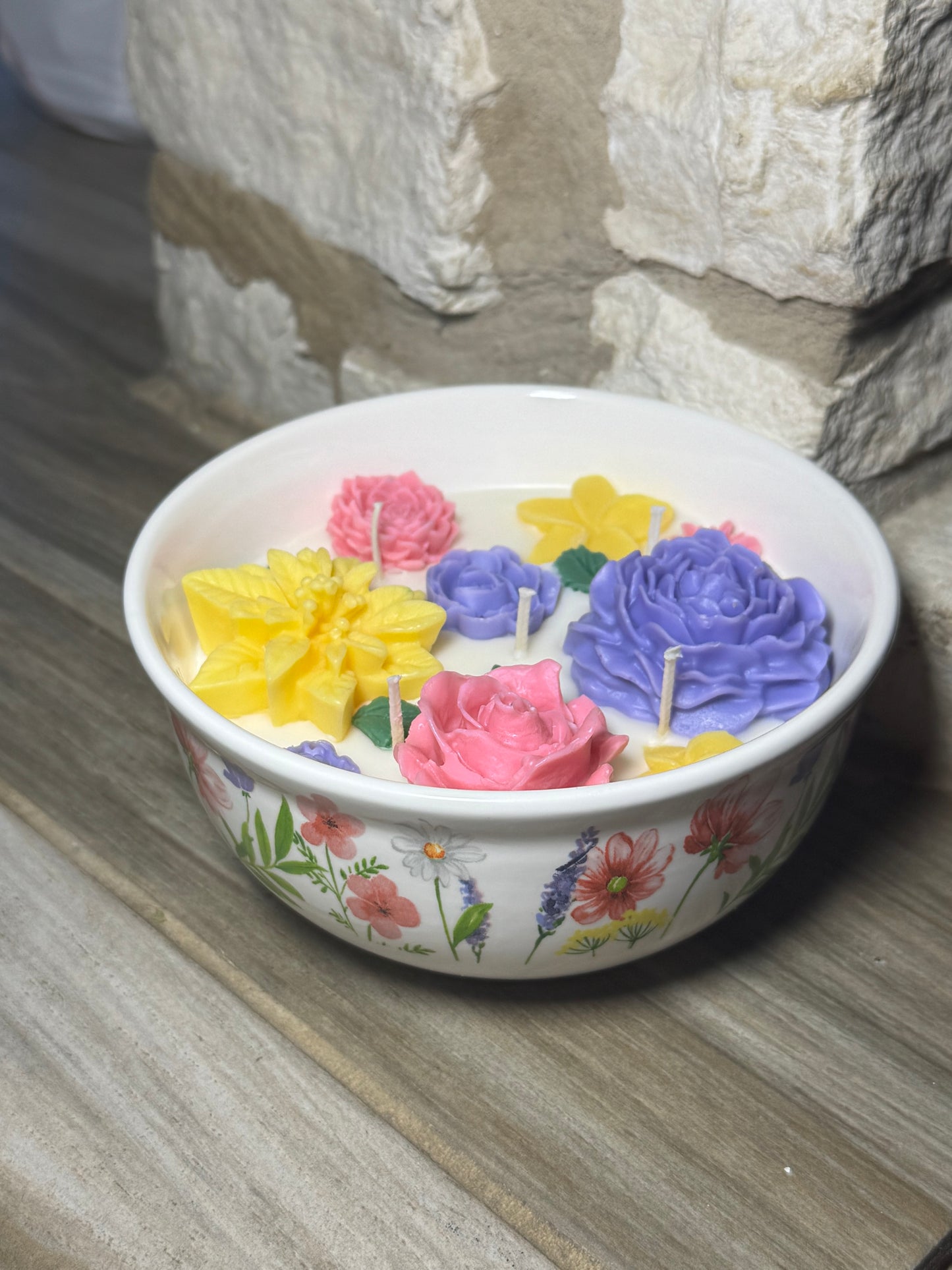 Spring floral bowl candle