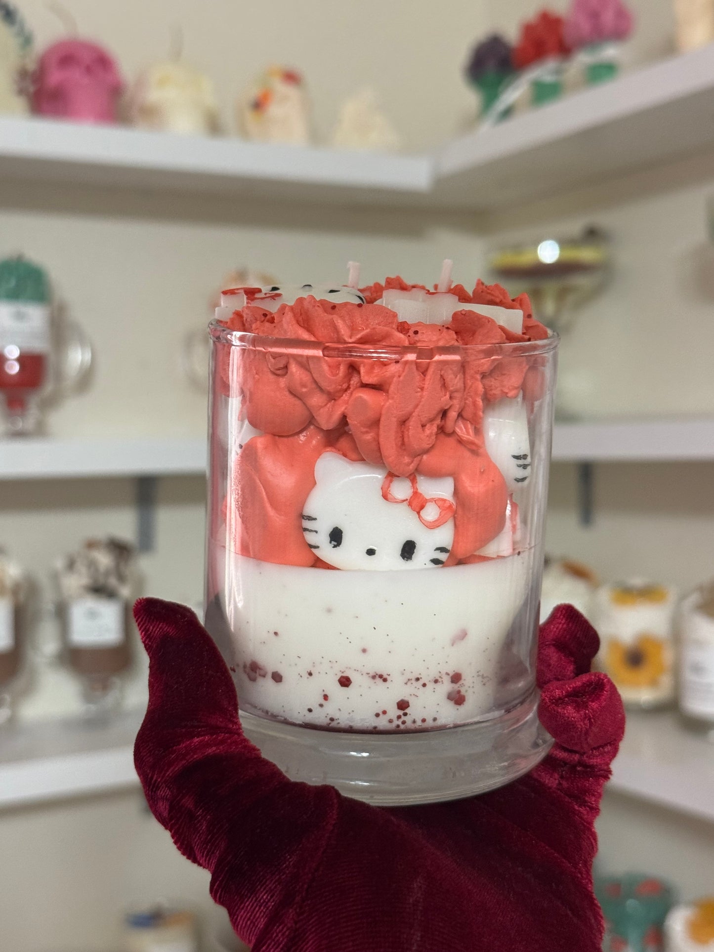 Hello kitty candle