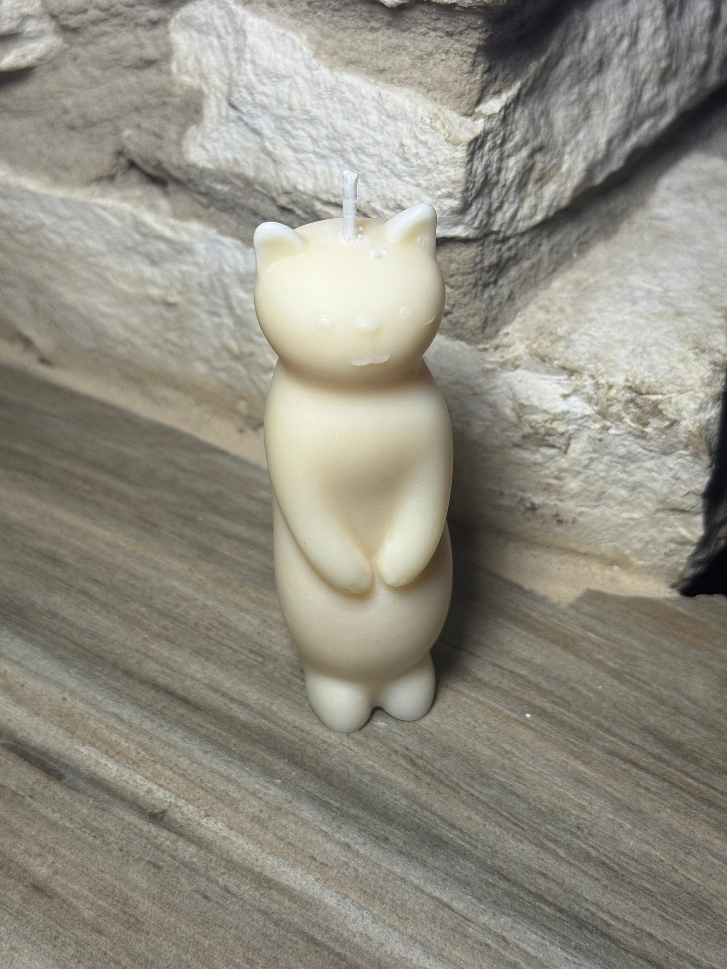 Mini cat pillar candle