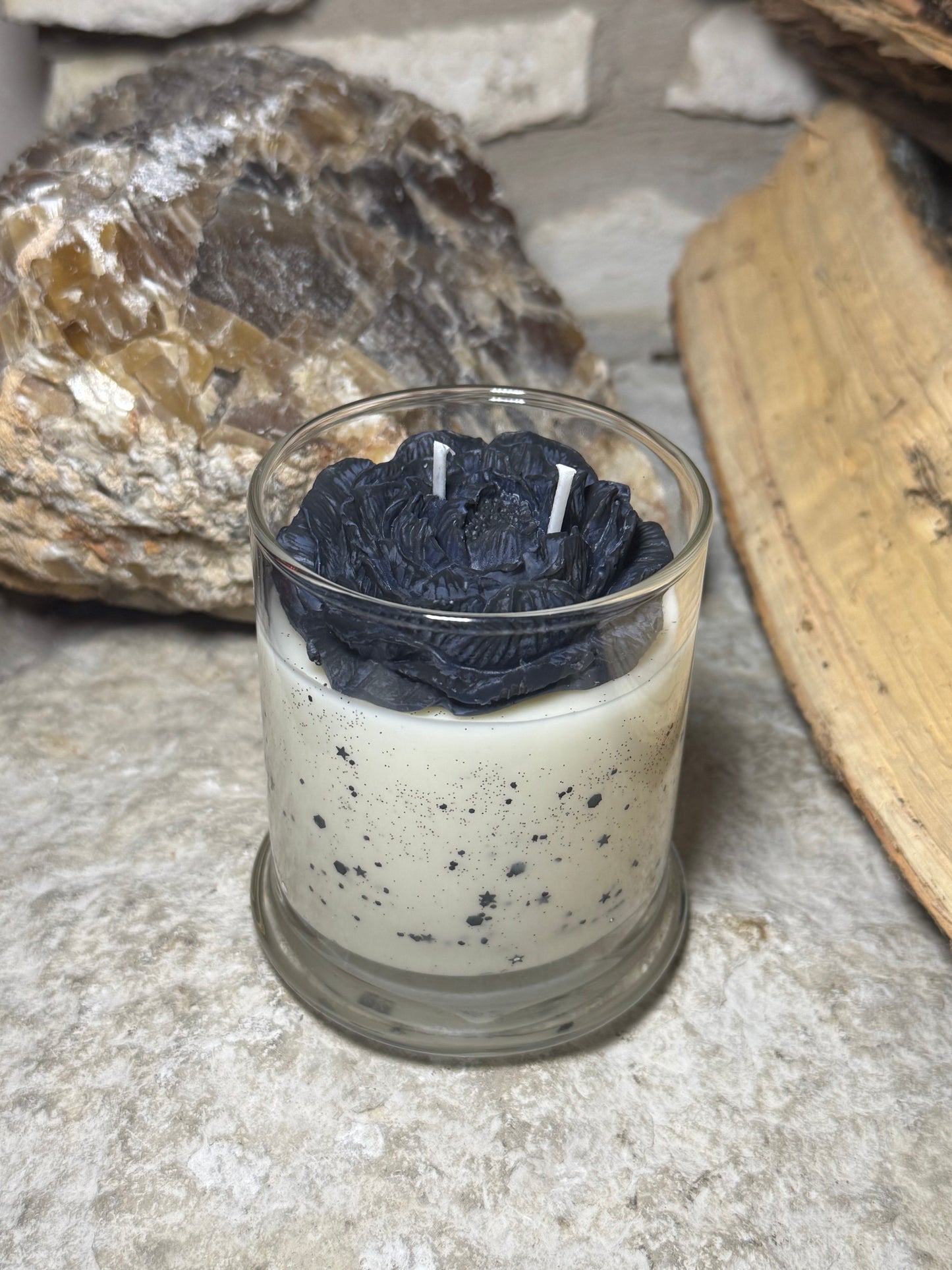 Black rose candle