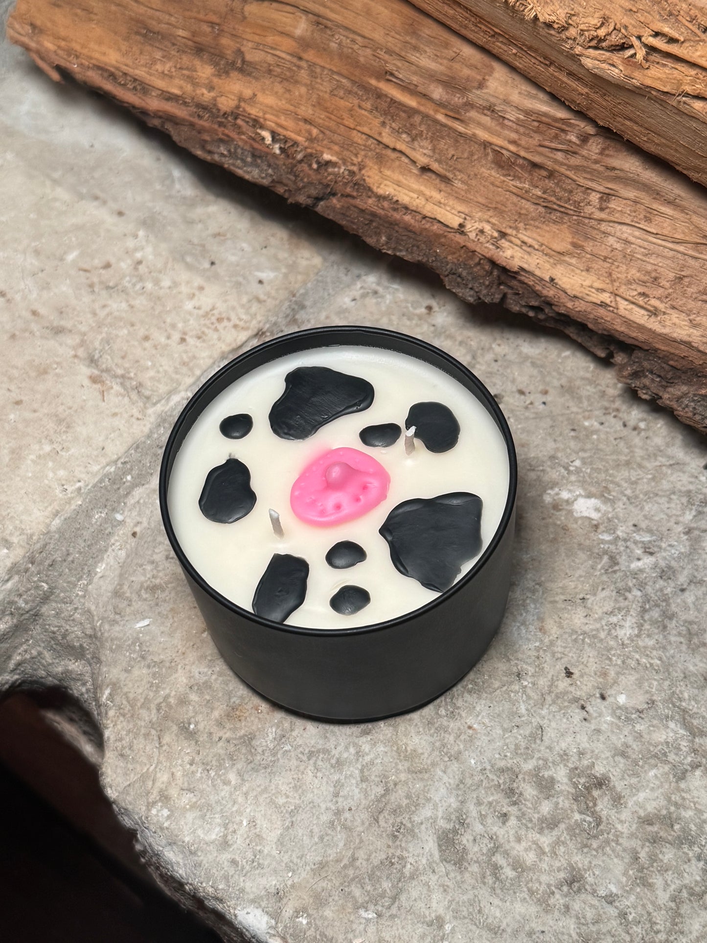 Cow print candle